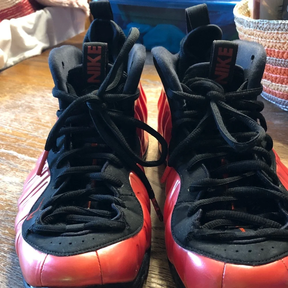 Nike Men’s Sports Red-Black Foamposite Low-Top Sneakers - Picture 5 of 15